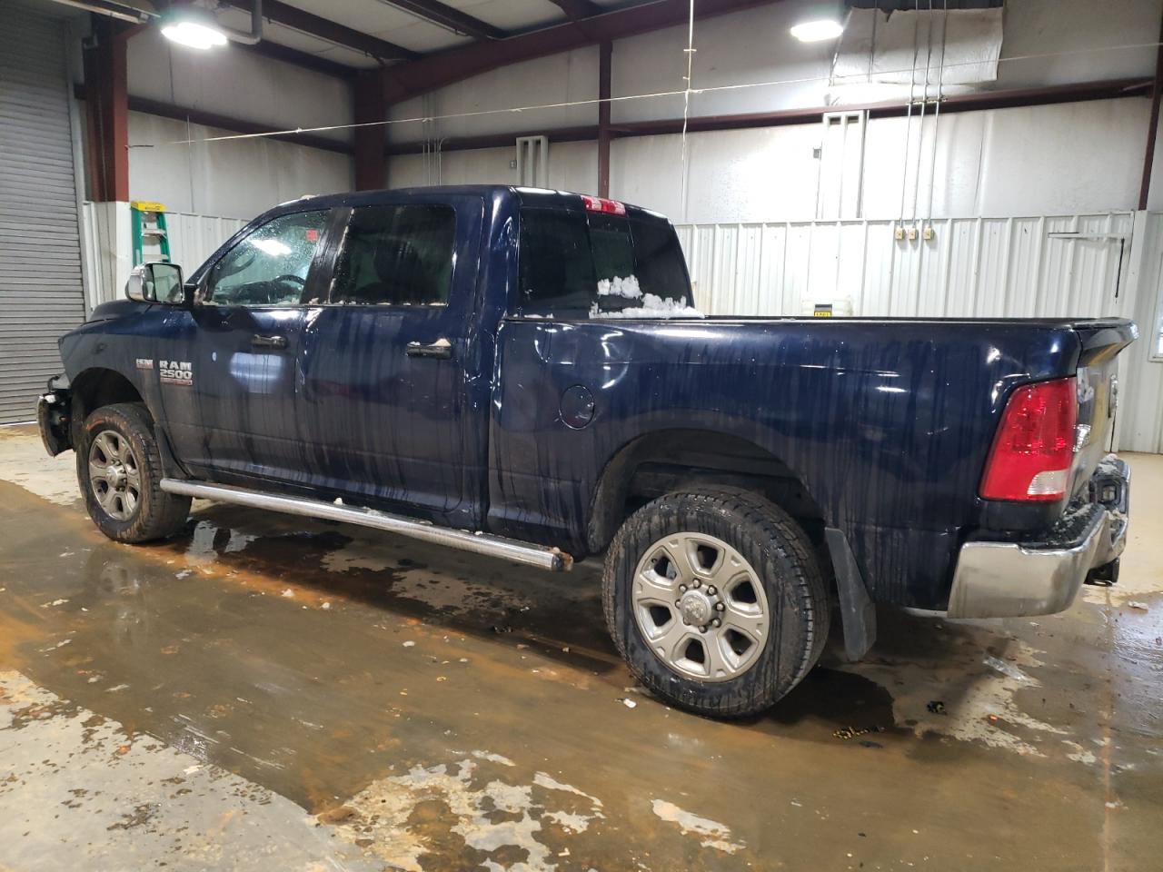 2015 RAM 2500 VIN 3C6UR5DJ0FG669503 Copart auction photo, all over damage thumbnail 2