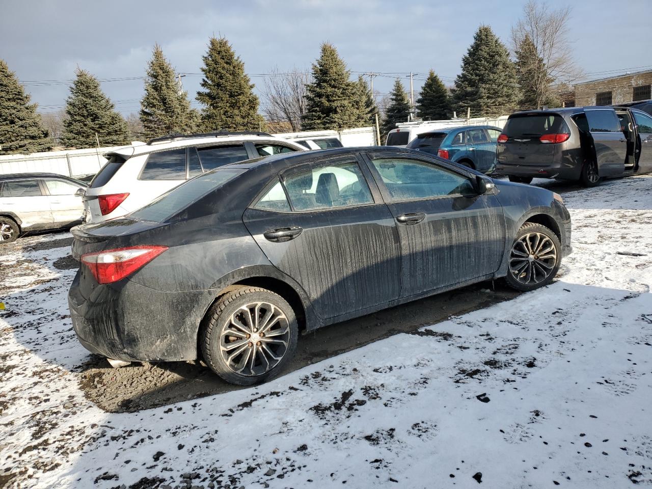 2015 Toyota Corolla VIN 2T1BURHEXFC238471 Copart auction photo, all over damage thumbnail 3