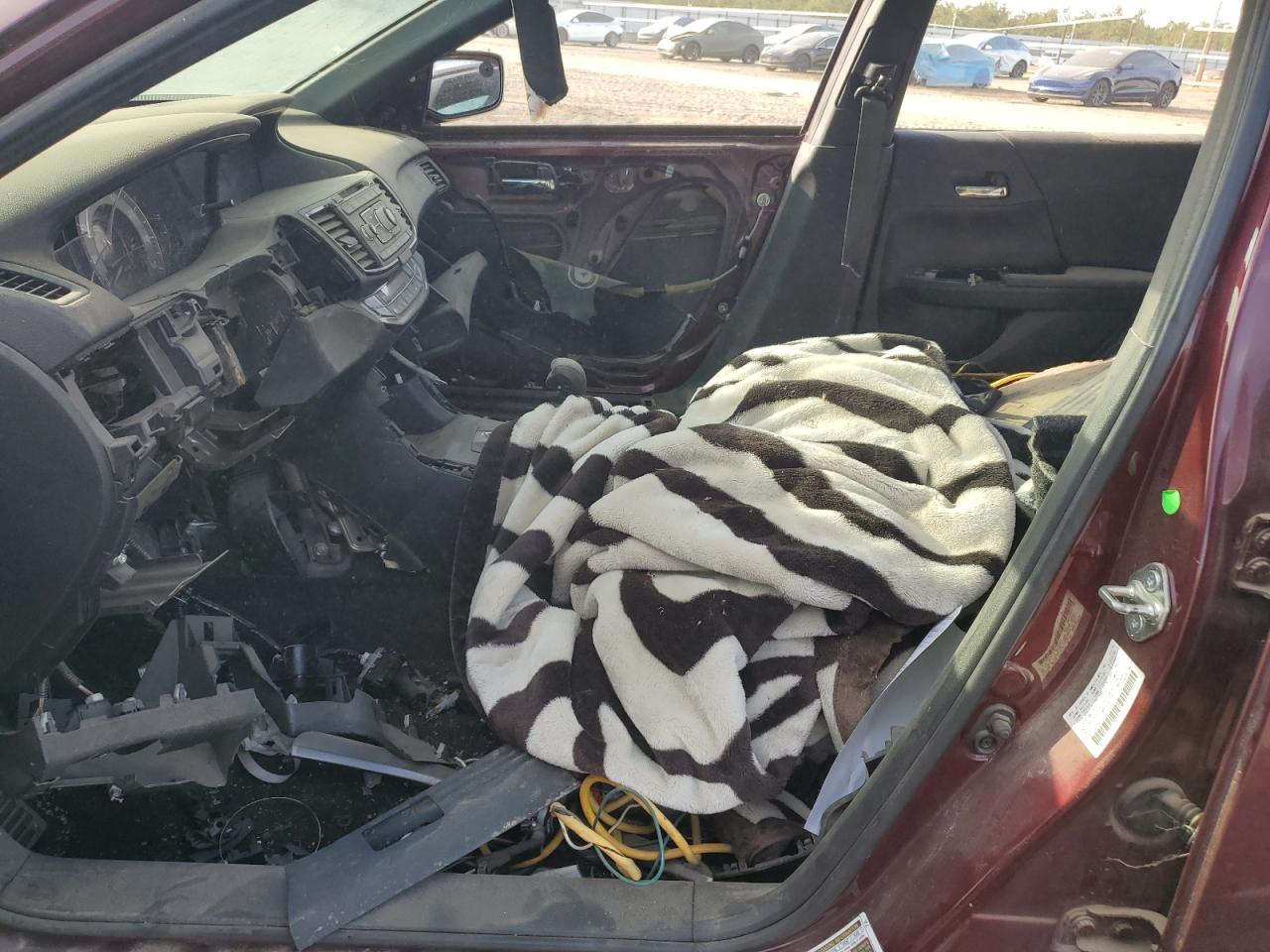 2016 Honda Accord VIN 1HGCR2F53GA179920 Copart auction photo, stripped damage thumbnail 7