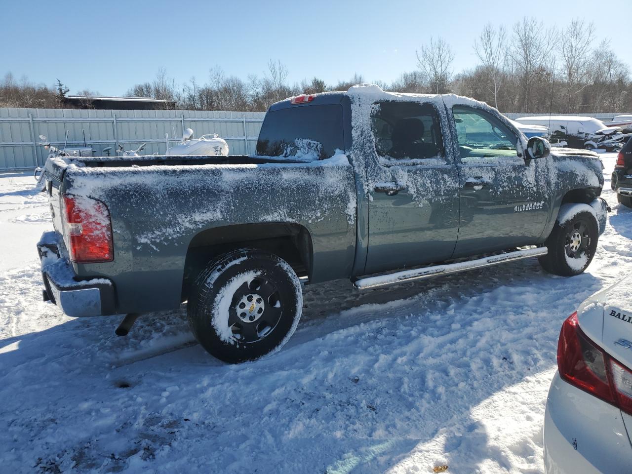 2011 Chevrolet Silverado VIN 3GCPKSE30BG202925 Copart auction photo, front end / minor dent/scratches damage thumbnail 3