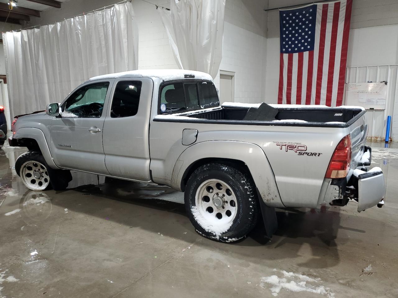 2008 Toyota Tacoma VIN 5TEUU42N28Z542279 Copart auction photo, rear end damage thumbnail 2