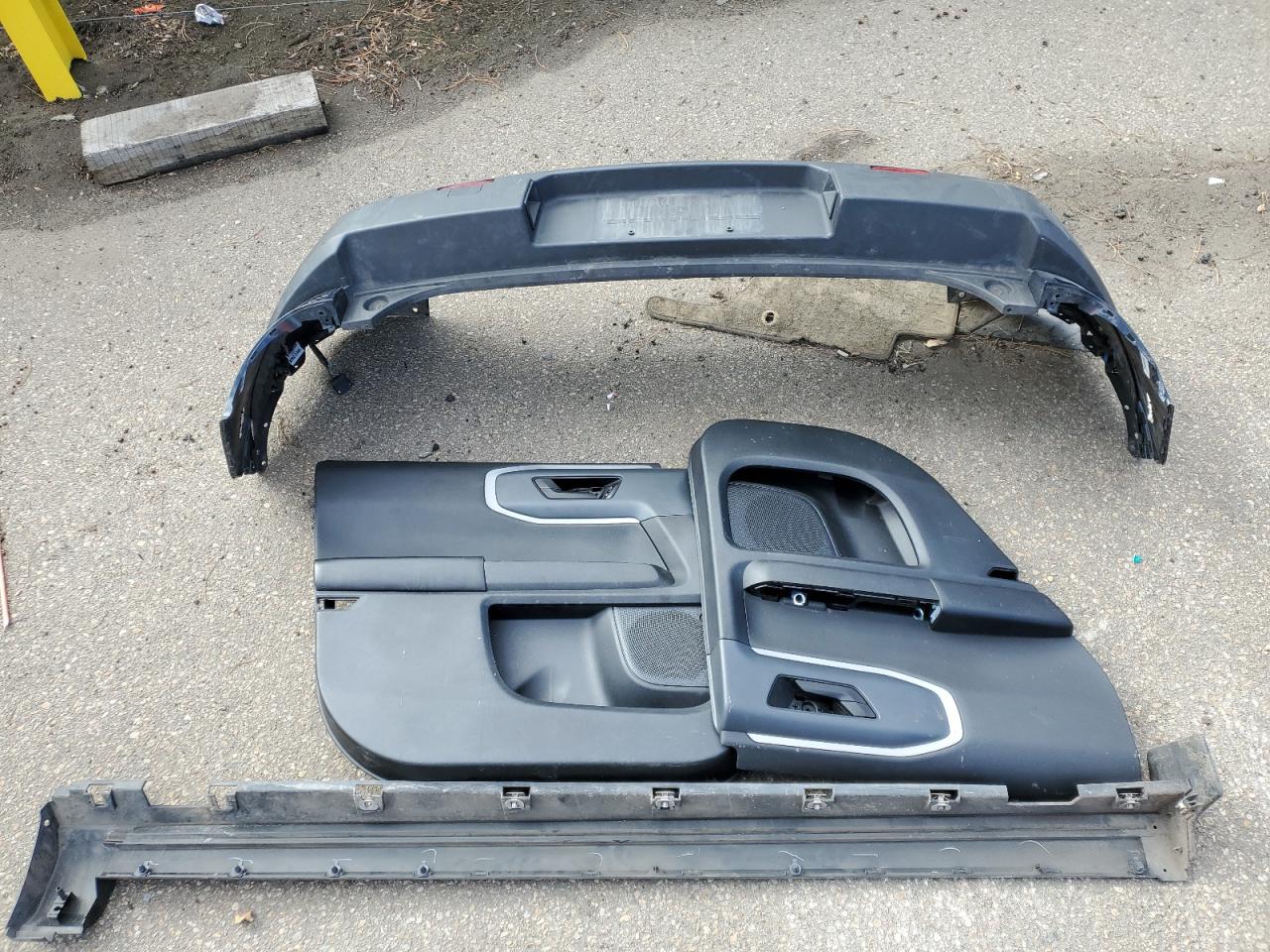 2022 Ford Bronco VIN 3FMCR9B69NRD25547 Copart auction photo, side / rear end damage thumbnail 13