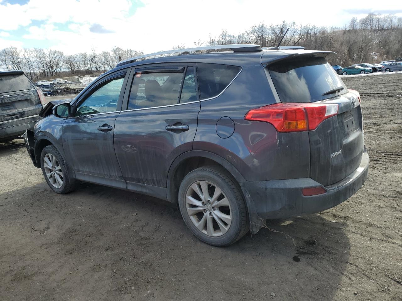 2015 Toyota RAV 4 VIN 2T3DFREV9FW307342 Copart auction photo, front end damage thumbnail 2