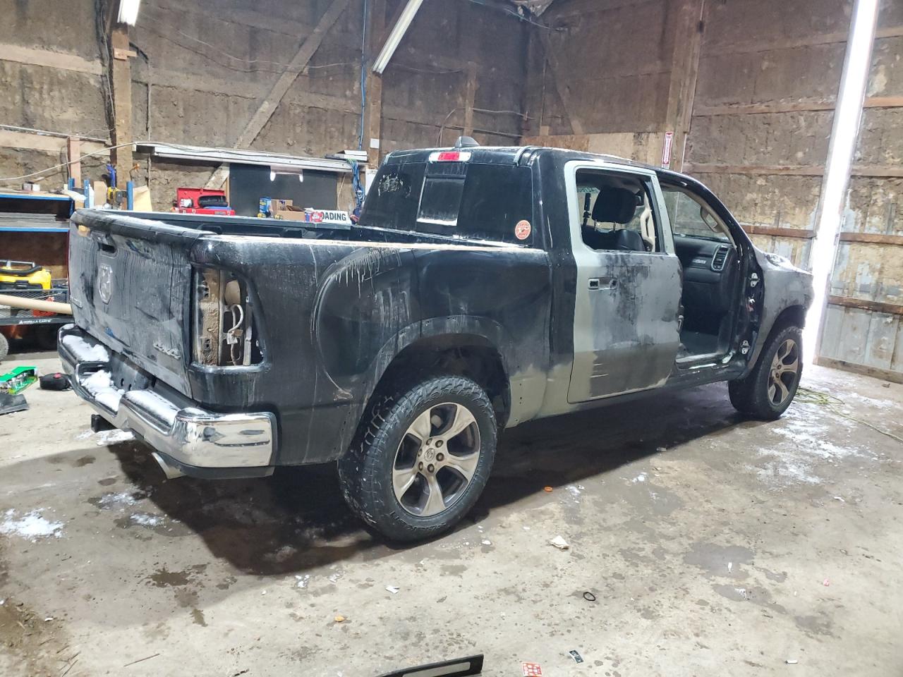 2019 RAM 1500 VIN 1C6SRFJT7KN678008 Copart auction photo, front end / side damage thumbnail 3