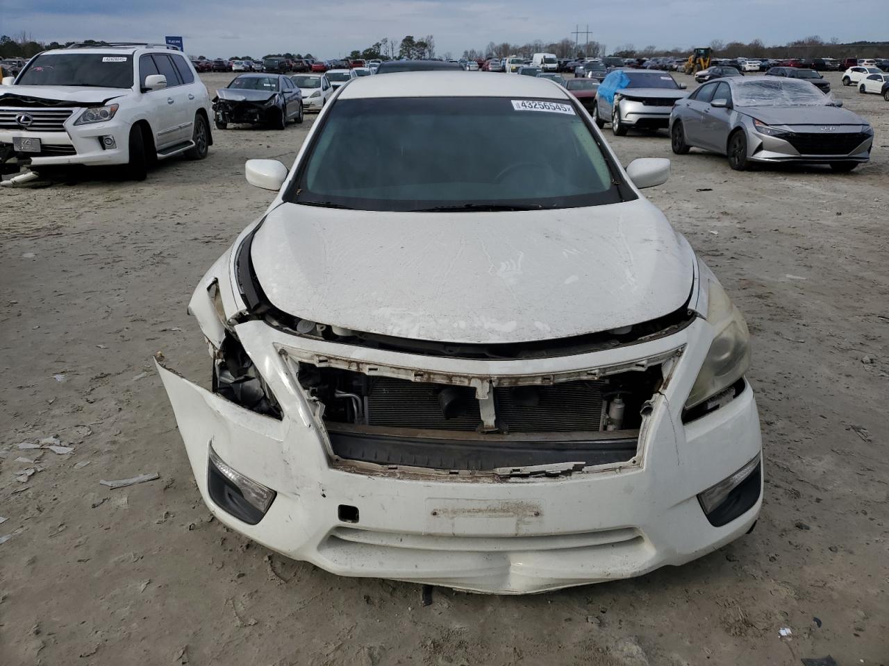 2015 Nissan Altima VIN 1N4AL3AP6FC433313 Copart auction photo, front end damage thumbnail 5