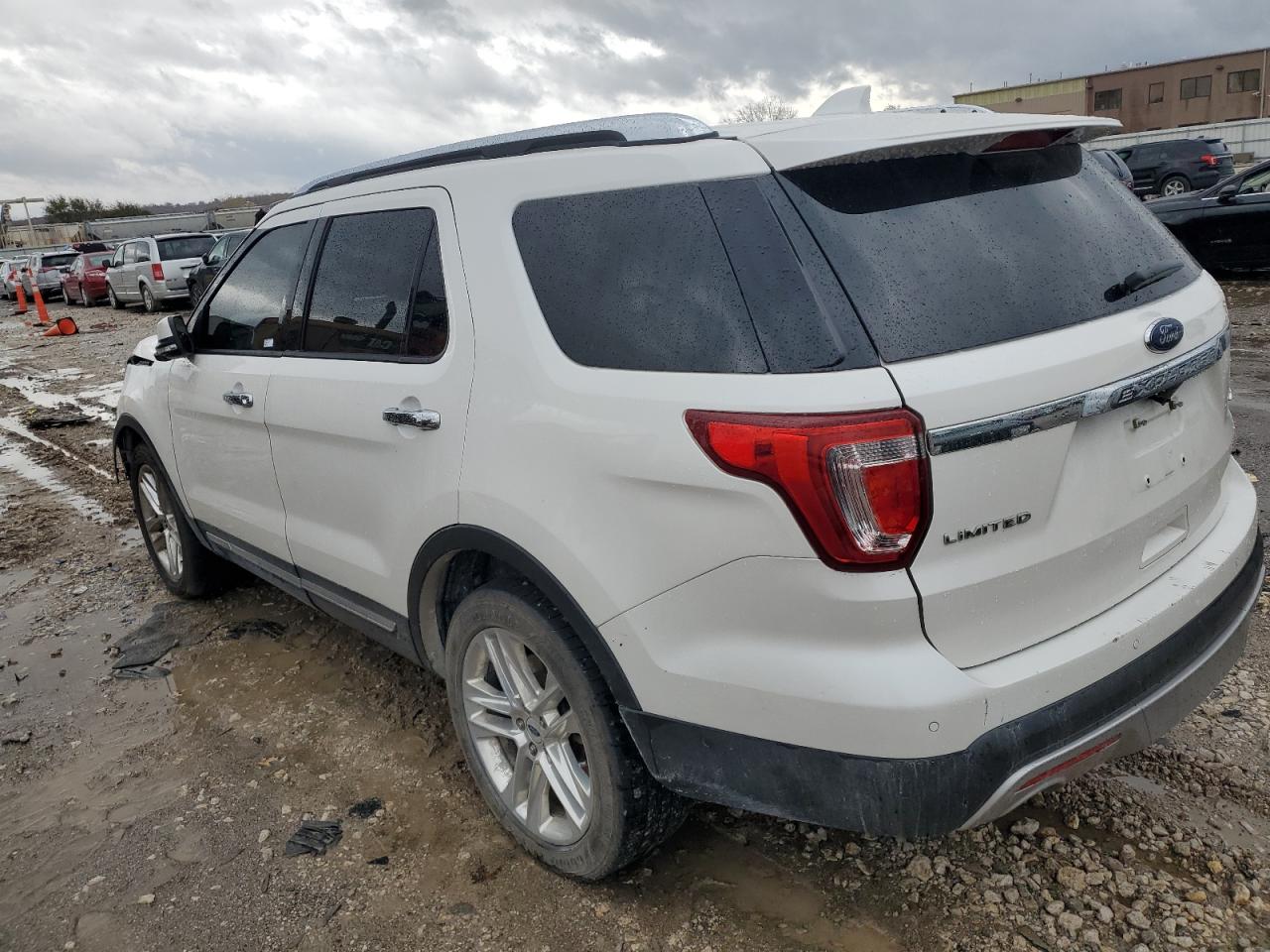 2016 Ford Explorer VIN 1FM5K8F88GGD34284 Copart auction photo, front end damage thumbnail 2