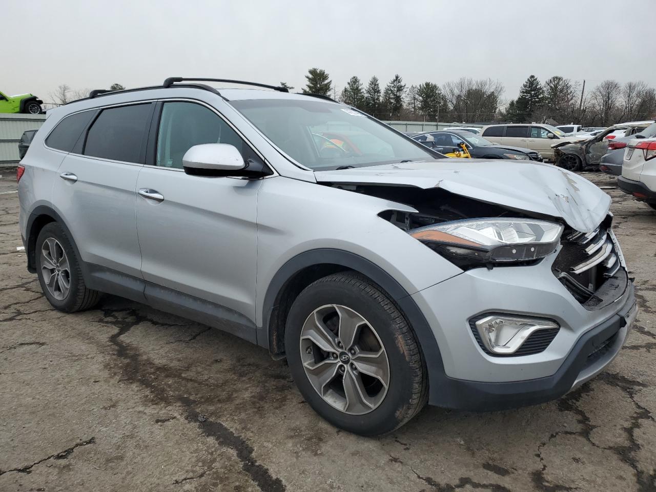 2016 Hyundai Santa Fe VIN KM8SMDHF7GU161683 Copart auction photo, front end damage thumbnail 4