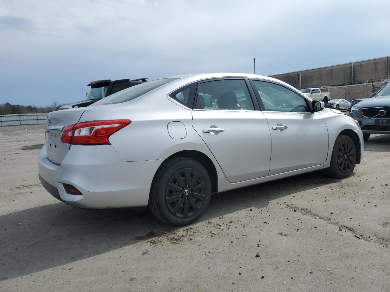 2019 Nissan Sentra VIN 3N1AB7AP0KY374347 Copart auction photo, front end damage thumbnail 3