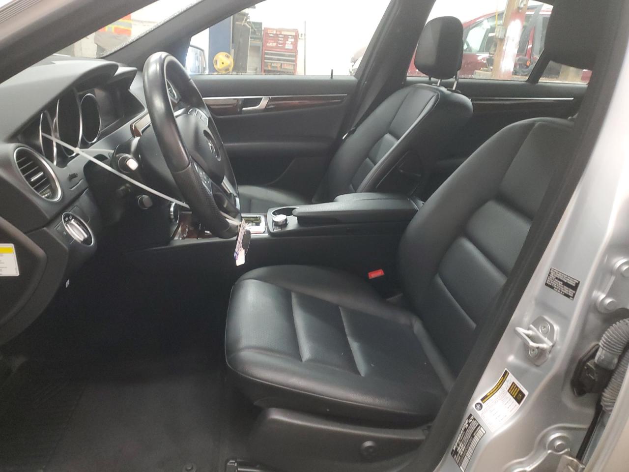 2013 Mercedes-Benz C-klasse VIN WDDGF8ABXDA885065 Copart auction photo, front end damage thumbnail 7