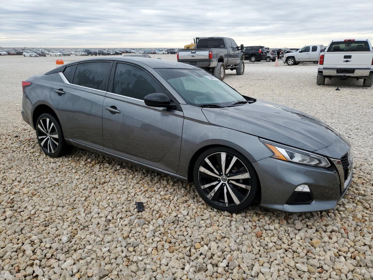 2021 Nissan Altima VIN 1N4BL4CV6MN408046 Copart auction photo, side / front end damage thumbnail 4