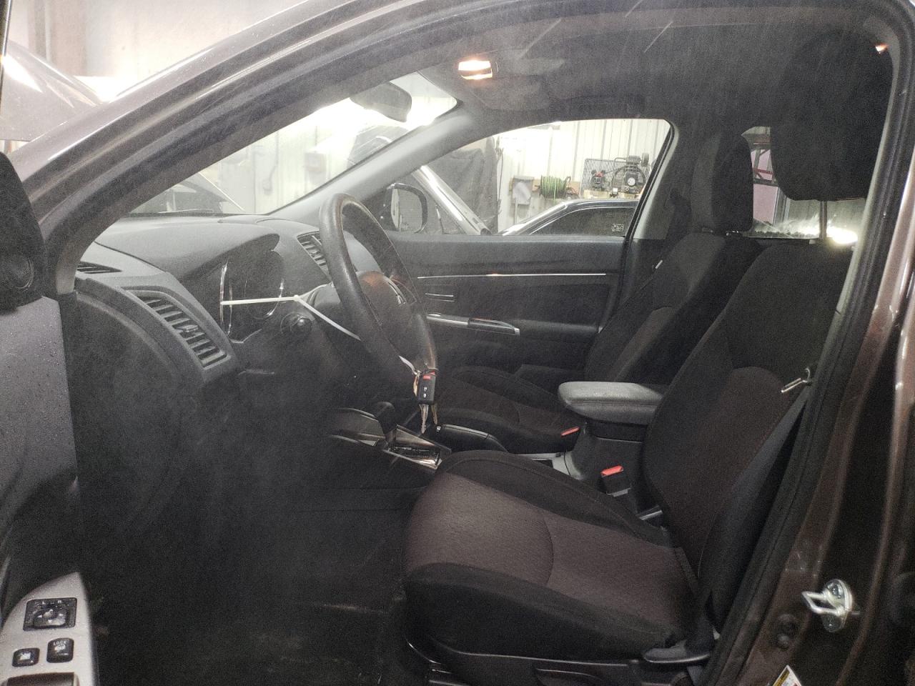 2018 Mitsubishi Outlander VIN JA4AP3AU9JU020352 Copart auction photo, vandalism damage thumbnail 7