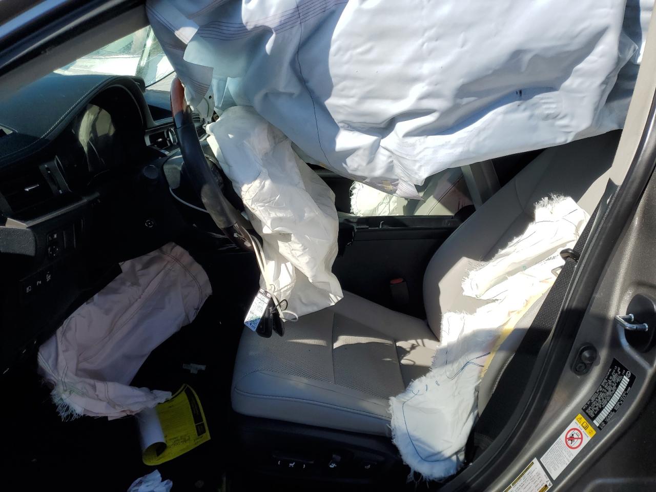 2018 Lexus ES VIN 58ABK1GG4JU116070 Copart auction photo, front end / rear end damage thumbnail 7