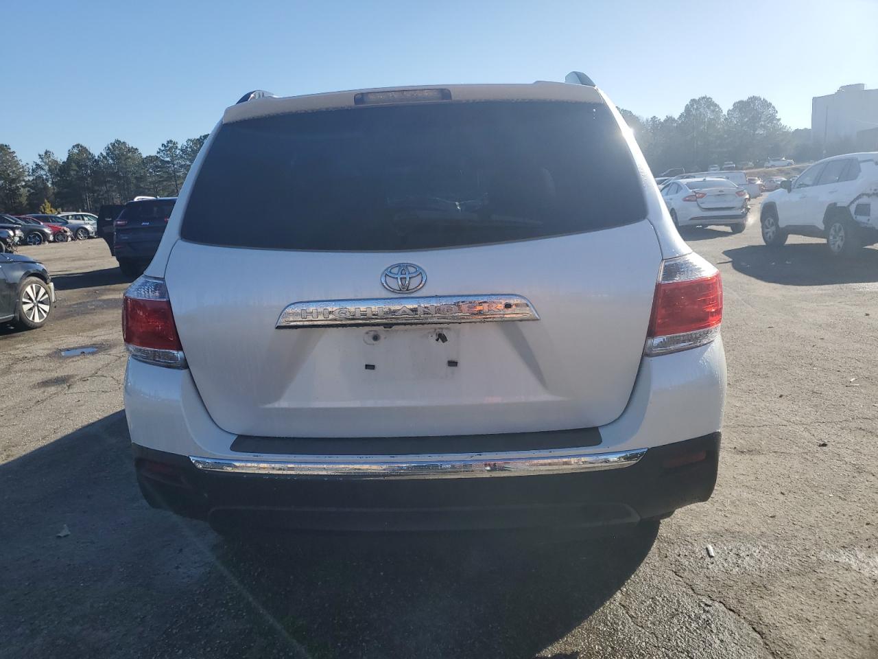 2013 Toyota Highlander VIN 5TDZK3EH5DS109526 Copart auction photo, front end damage thumbnail 6