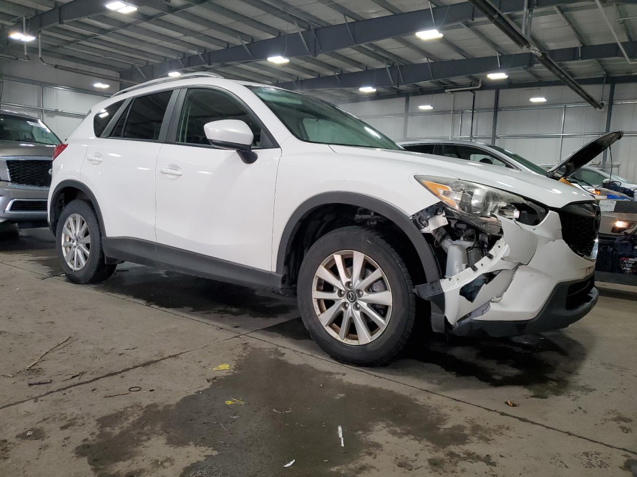 2014 Mazda CX-5 VIN JM3KE4CY3E0396958 Copart auction photo, front end damage thumbnail 4