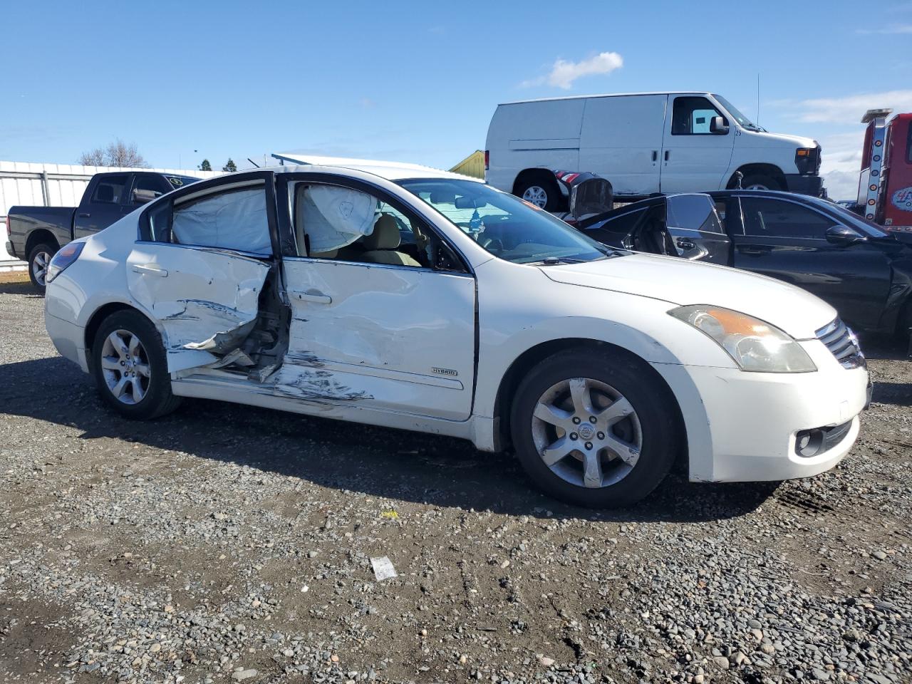 2009 Nissan Altima VIN 1N4CL21E49C102249 Copart auction photo, side / front end damage thumbnail 4