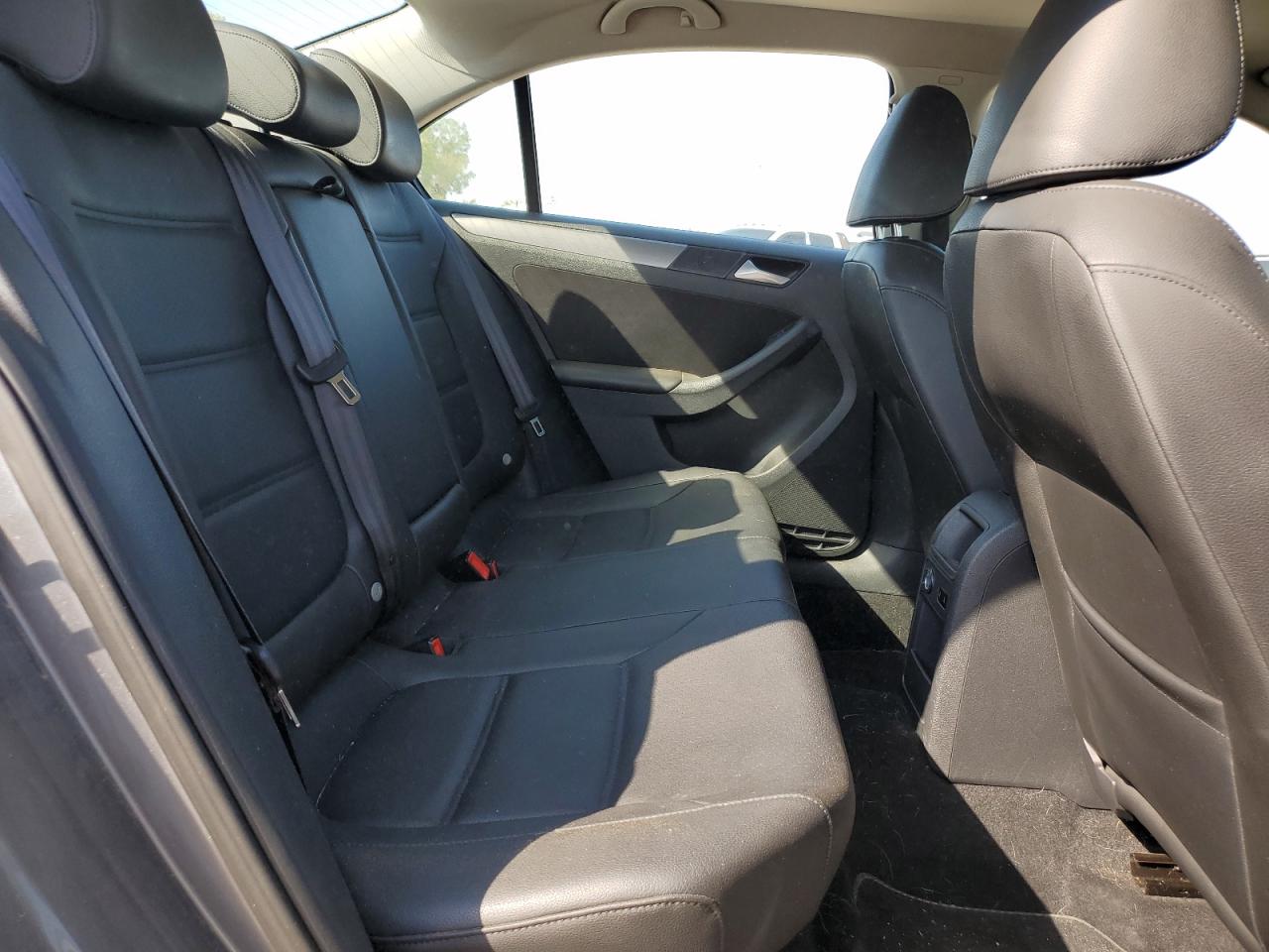 2014 Volkswagen Jetta VIN 3VWLL7AJ5EM250436 Copart auction photo, hail / minor dent/scratches damage thumbnail 10