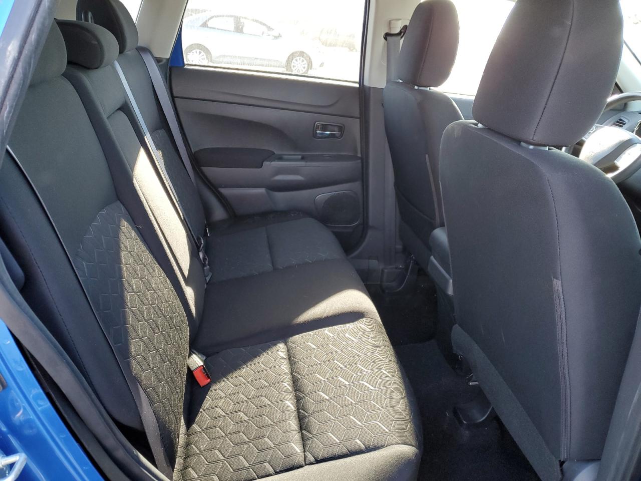 2020 Mitsubishi Outlander VIN JA4AP3AU2LU010636 Copart auction photo, side / rear end damage thumbnail 11
