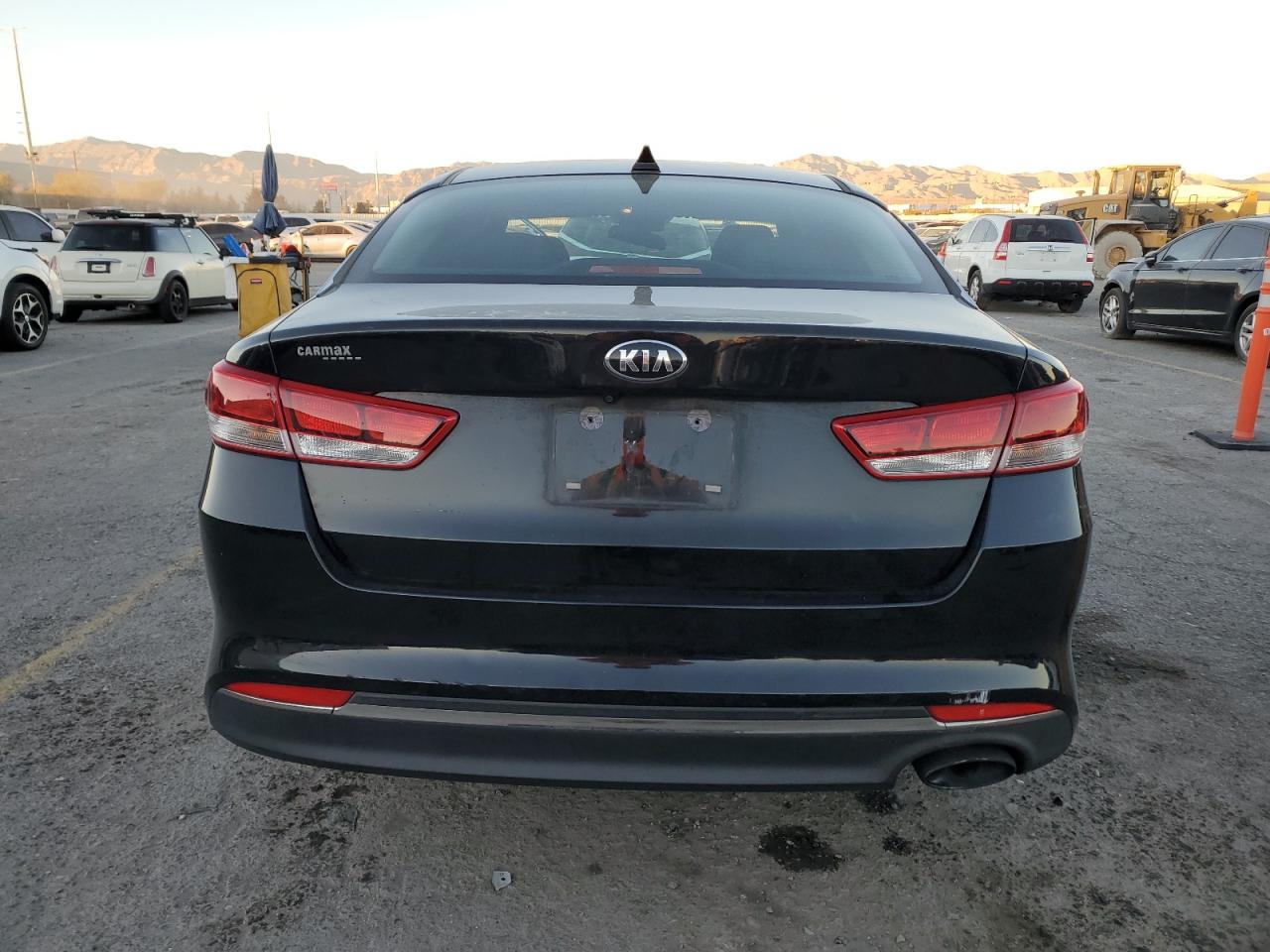 2016 KIA Optima VIN 5XXGT4L31GG023329 Copart auction photo, front end damage thumbnail 6