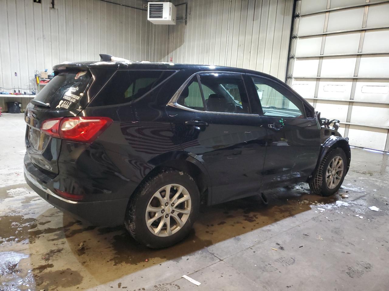 2020 Chevrolet Equinox VIN 2GNAXUEV4L6158114 Copart auction photo, front end / side damage thumbnail 3