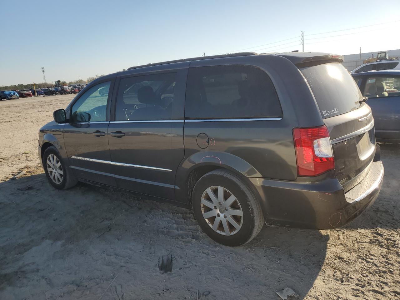 2016 Chrysler Town & Country VIN 2C4RC1BG4GR296445 Copart auction photo, side / front end damage thumbnail 2