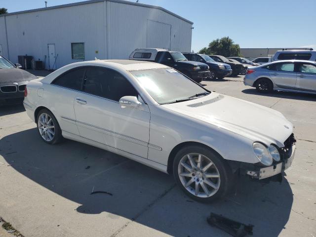 2007 Mercedes-Benz CLK-klasse VIN WDBTJ56H77F216180 Copart auction photo, vandalism damage thumbnail 4