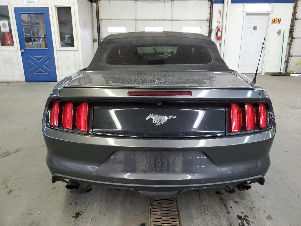 2015 Ford Mustang VIN 1FATP8UH5F5380719 Copart auction photo, front end / side damage thumbnail 6