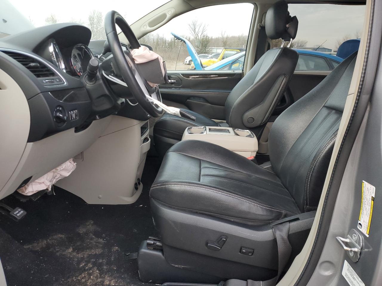 2014 Chrysler Town & Country VIN 2C4RC1BG9ER272137 Copart auction photo, front end / side damage thumbnail 7