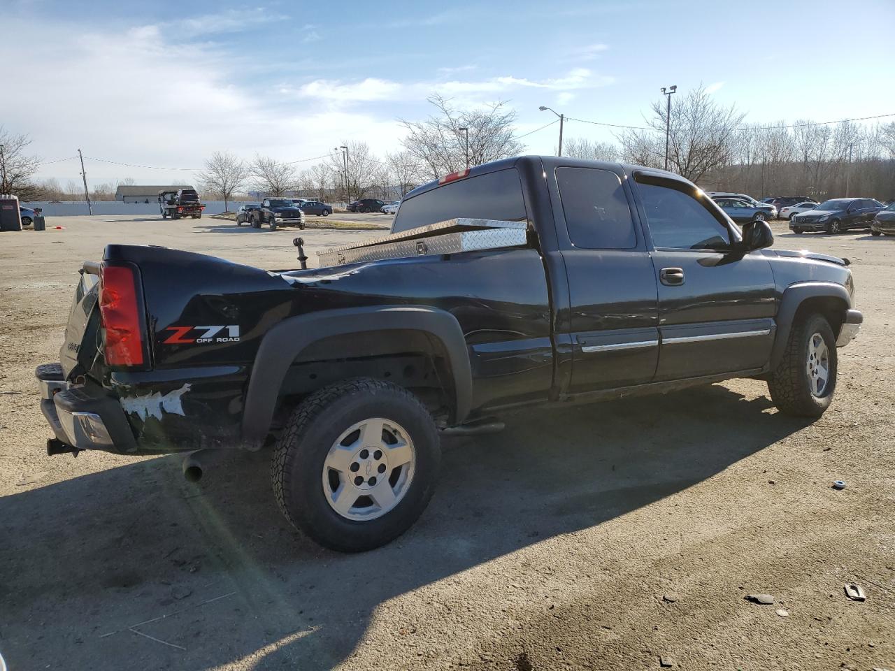 2005 Chevrolet Silverado VIN 1GCEK19Z15Z243021 Copart auction photo, all over damage thumbnail 3