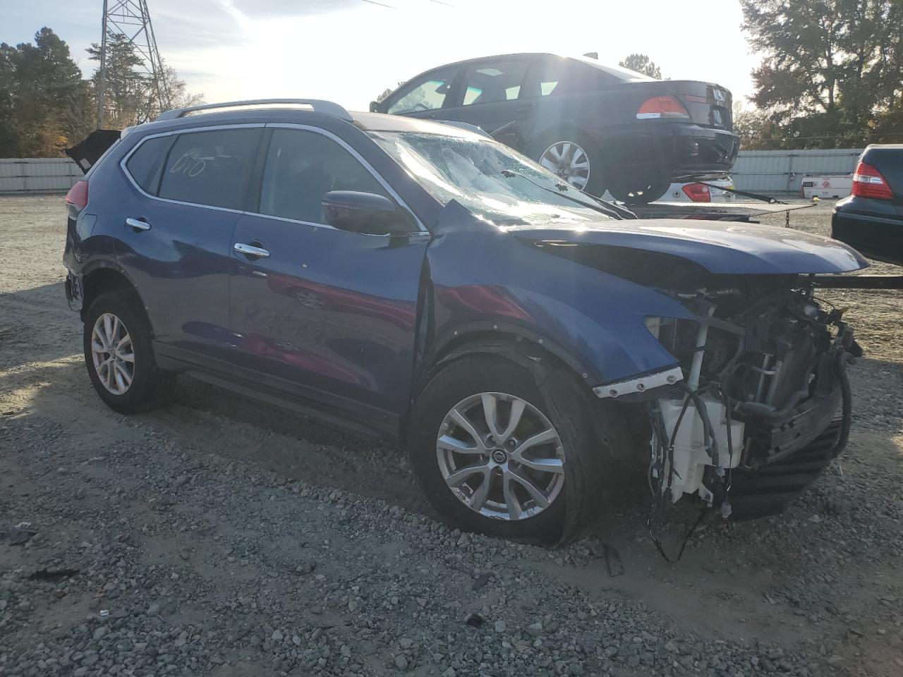 2017 Nissan Rogue VIN 5N1AT2MV5HC884536 Copart auction photo, all over damage thumbnail 4