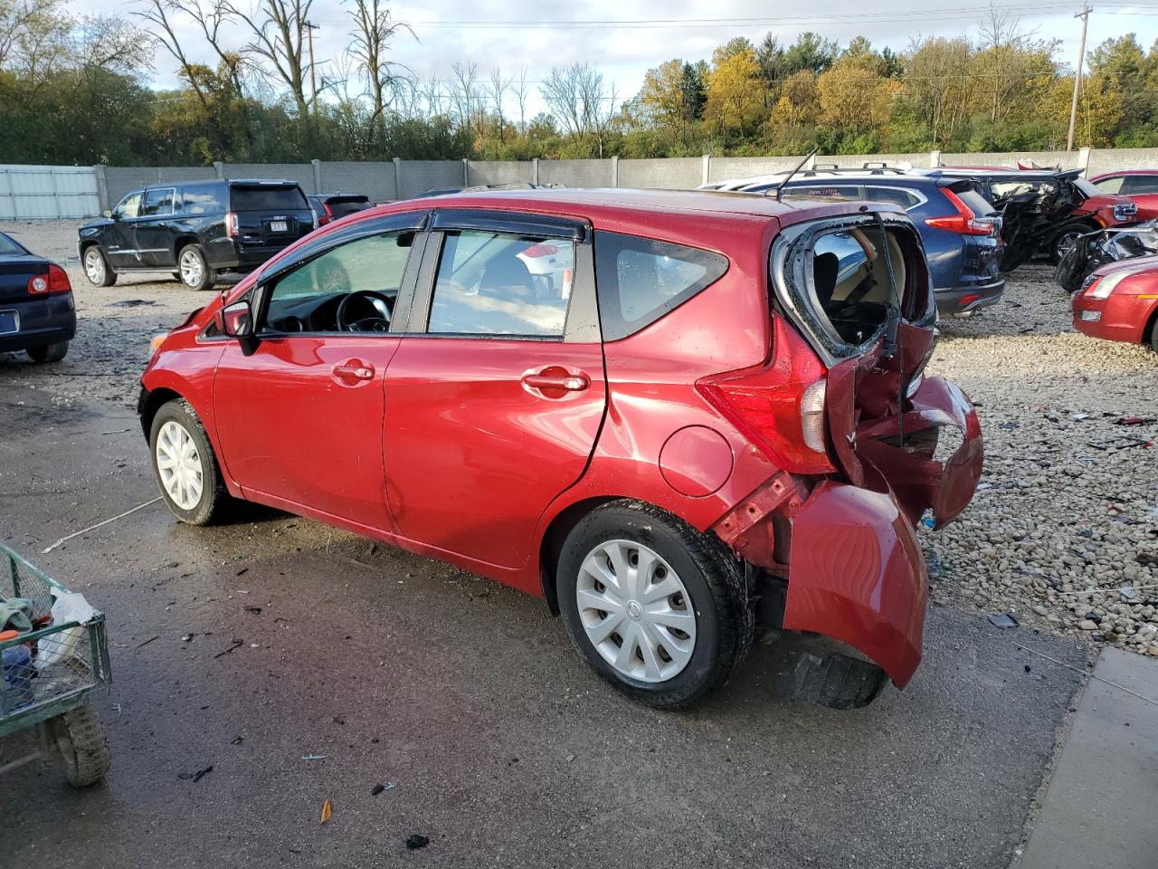 2015 Nissan Versa VIN 3N1CE2CP6FL371052 Copart auction photo, rear end / front end damage thumbnail 2