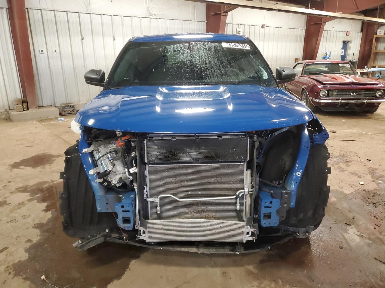 2022 Ford Explorer VIN 1FM5K8AW1NNA07112 Copart auction photo, front end / side damage thumbnail 5