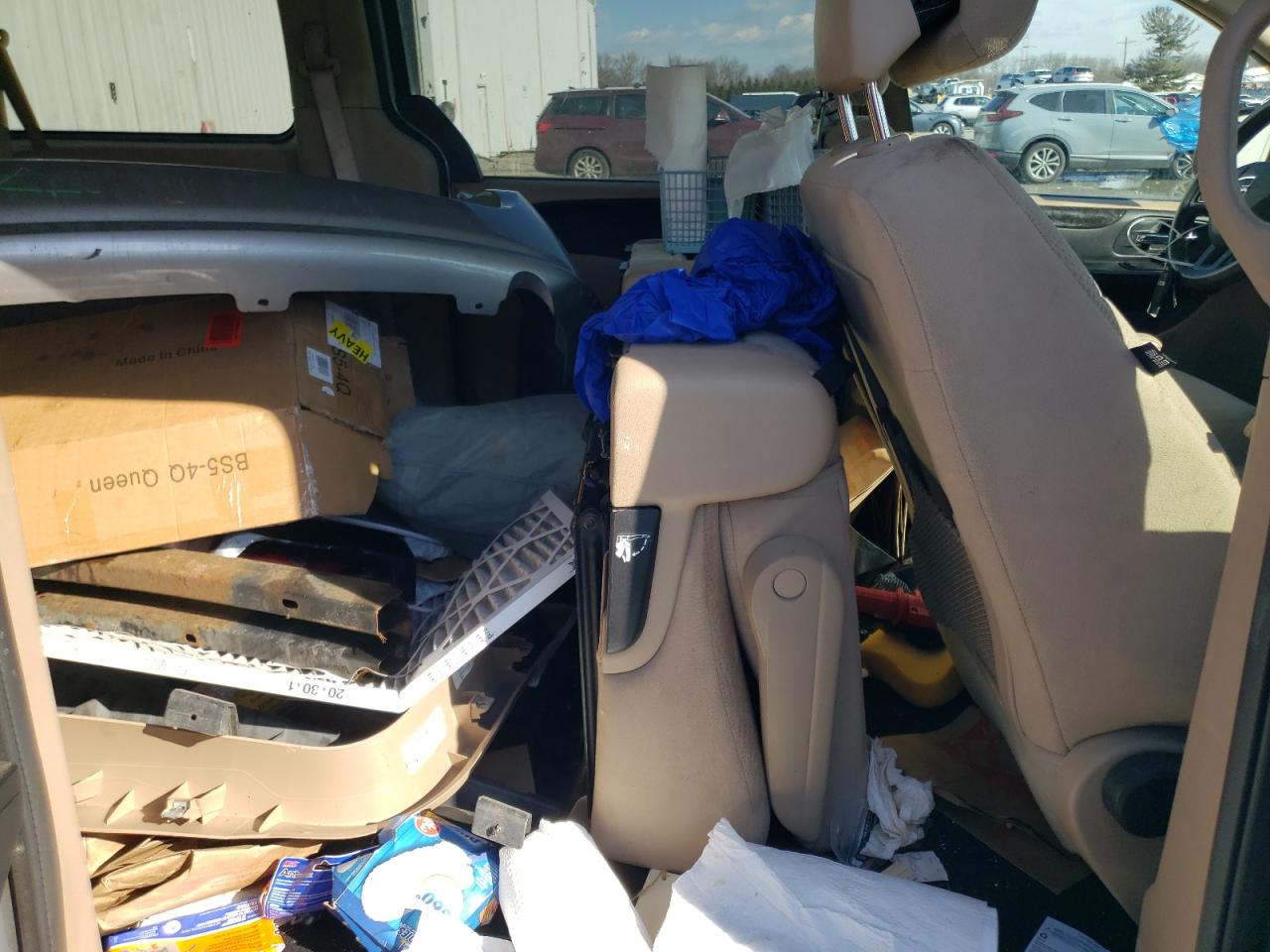 2013 Dodge Caravan VIN 2C4RDGBG0DR741274 Copart auction photo, rear end / minor dent/scratches damage thumbnail 11