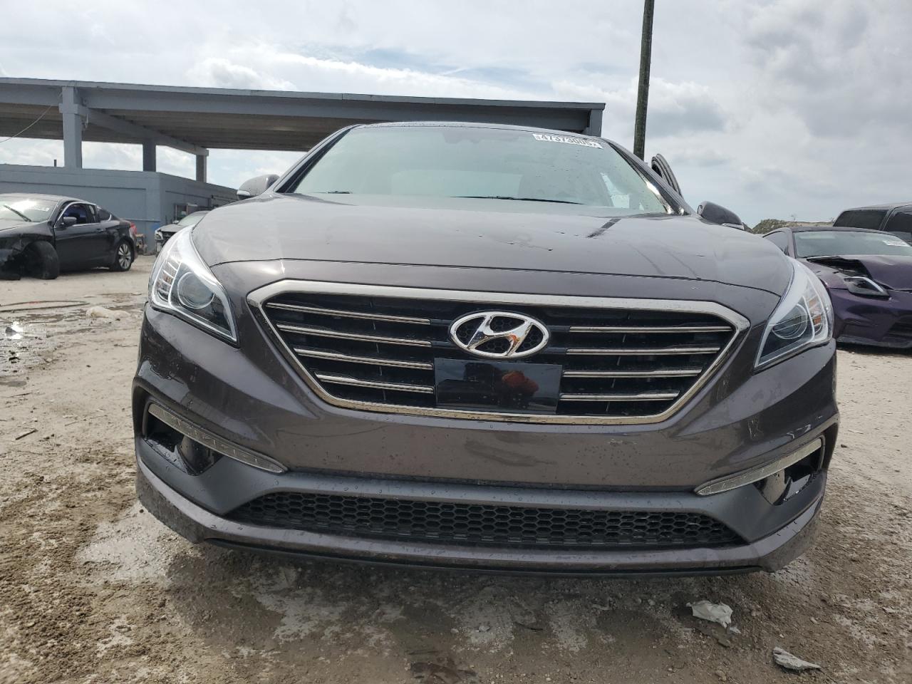 2016 Hyundai Sonata VIN 5NPE34AF4GH283474 Copart auction photo, side / front end damage thumbnail 5