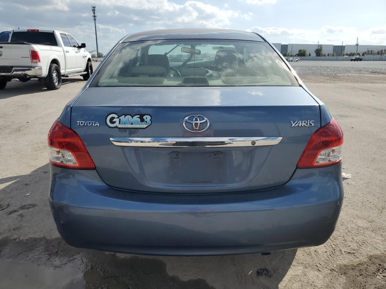 2007 Toyota Yaris VIN JTDBT923871087405 Copart auction photo, front end damage thumbnail 6