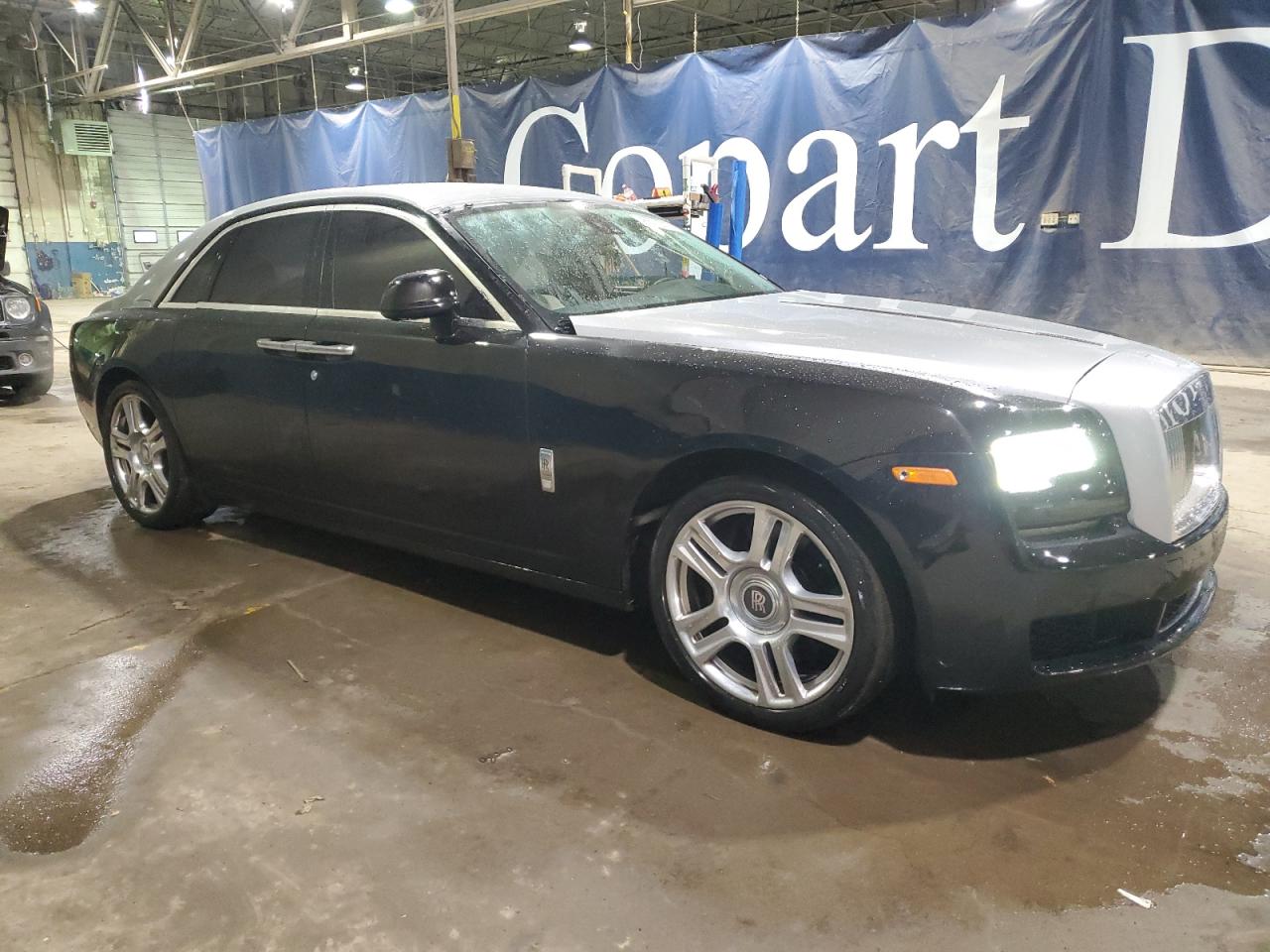 2018 Rolls-Royce Ghost VIN SCA664S50JUX54364 Copart auction photo, minor dent/scratches damage thumbnail 4