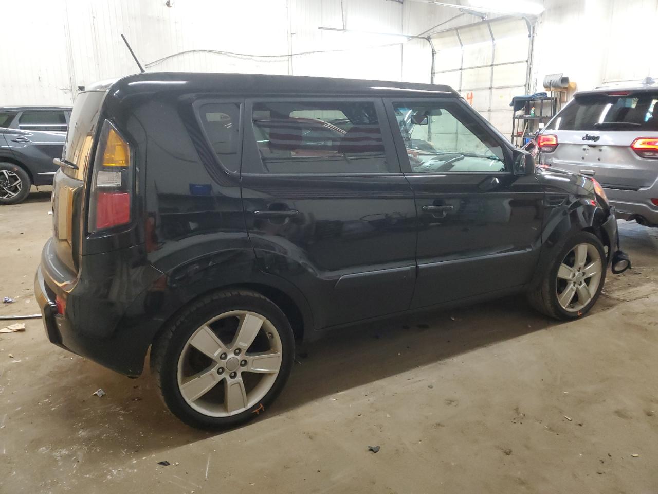 2011 KIA Soul VIN KNDJT2A24B7275663 Copart auction photo, front end damage thumbnail 3