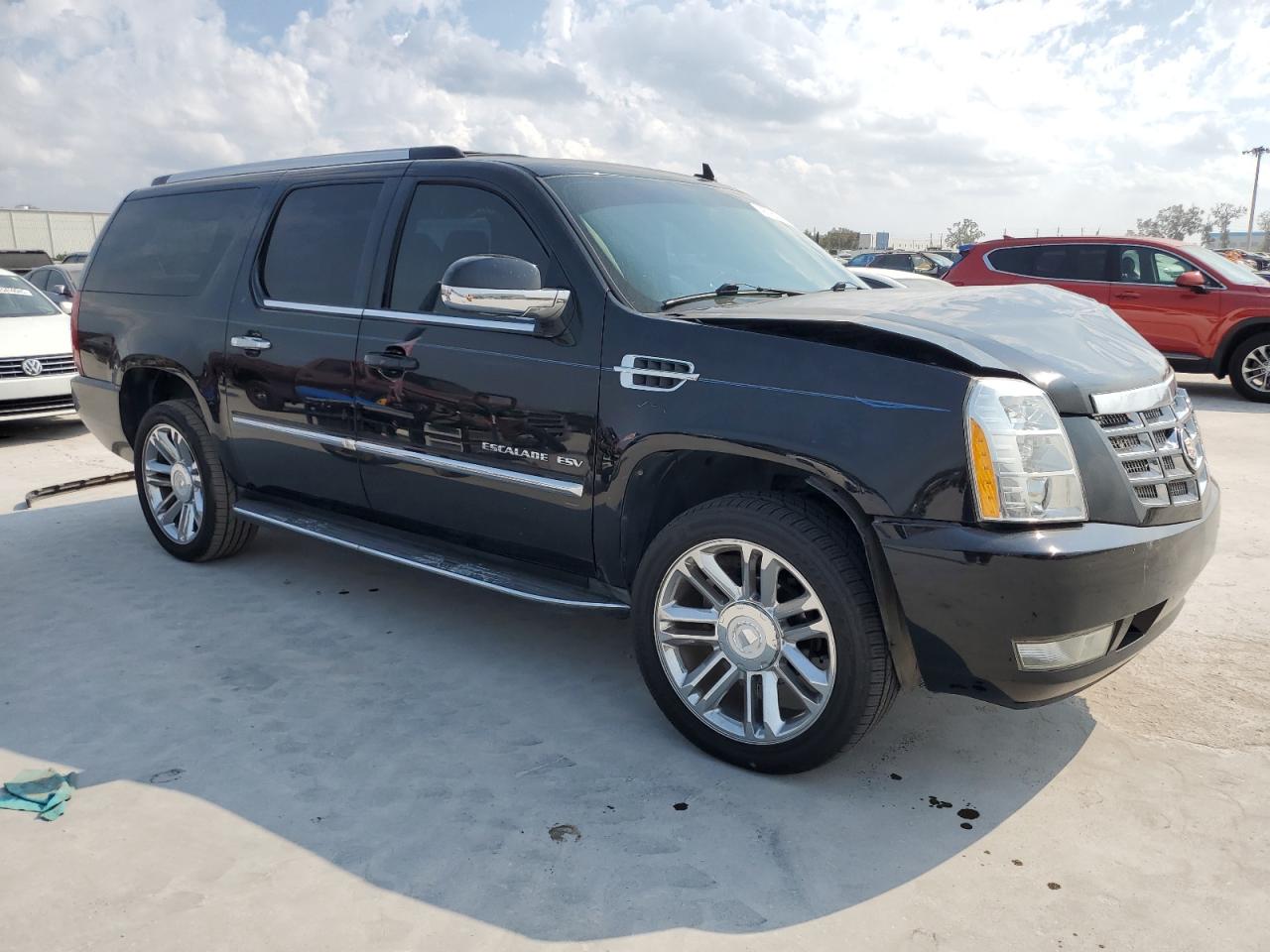 2011 Cadillac Escalade VIN 1GYS4HEF0BR122567 Copart auction photo, front end damage thumbnail 4
