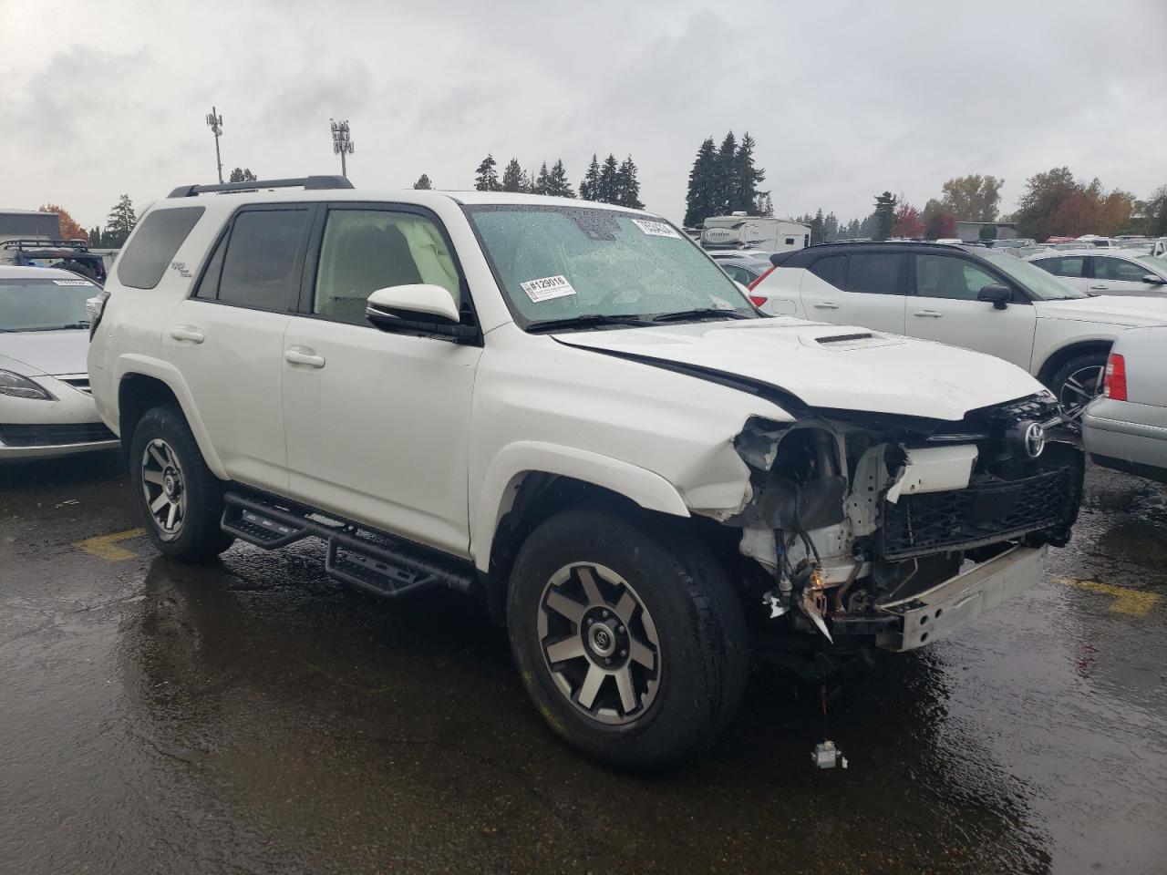 2021 Toyota 4Runner VIN JTERU5JR2M5841599 Copart auction photo, front end damage thumbnail 4