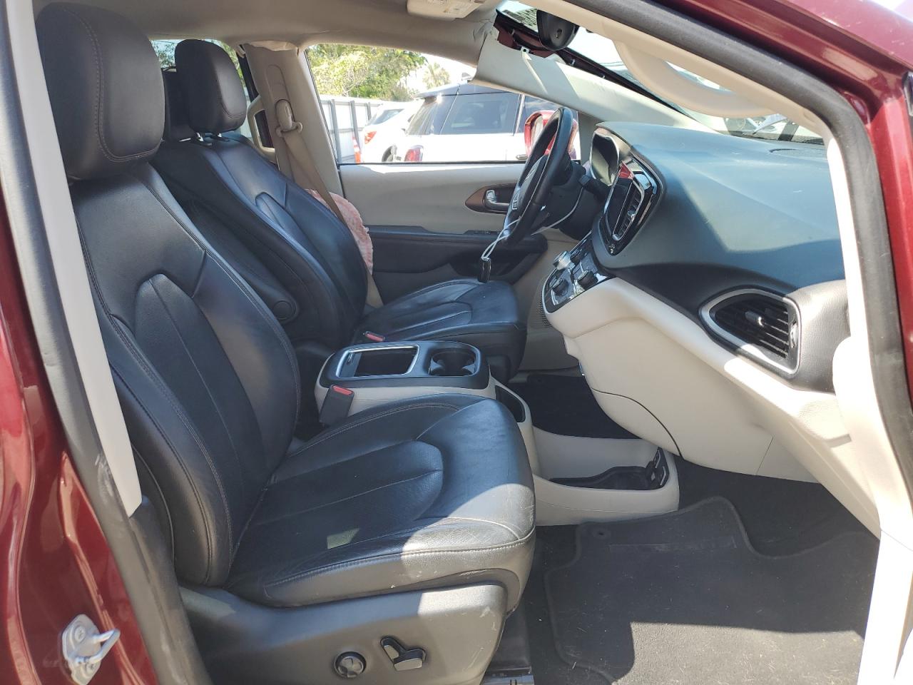 2017 Chrysler Pacifica VIN 2C4RC1EG4HR669030 Copart auction photo, side damage thumbnail 7
