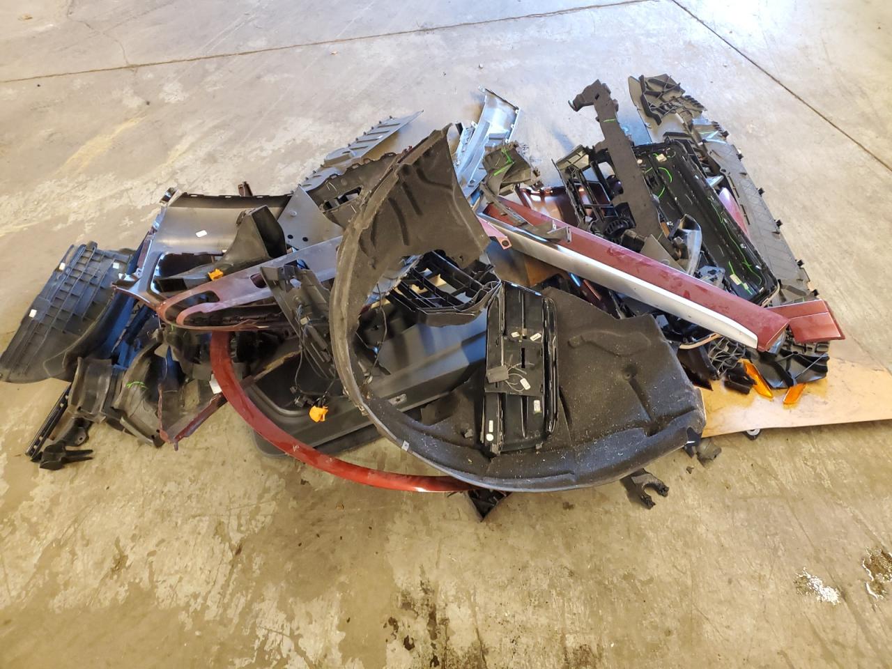 2018 Audi Q5 VIN WA1BNAFY4J2241427 Copart auction photo, front end / side damage thumbnail 14
