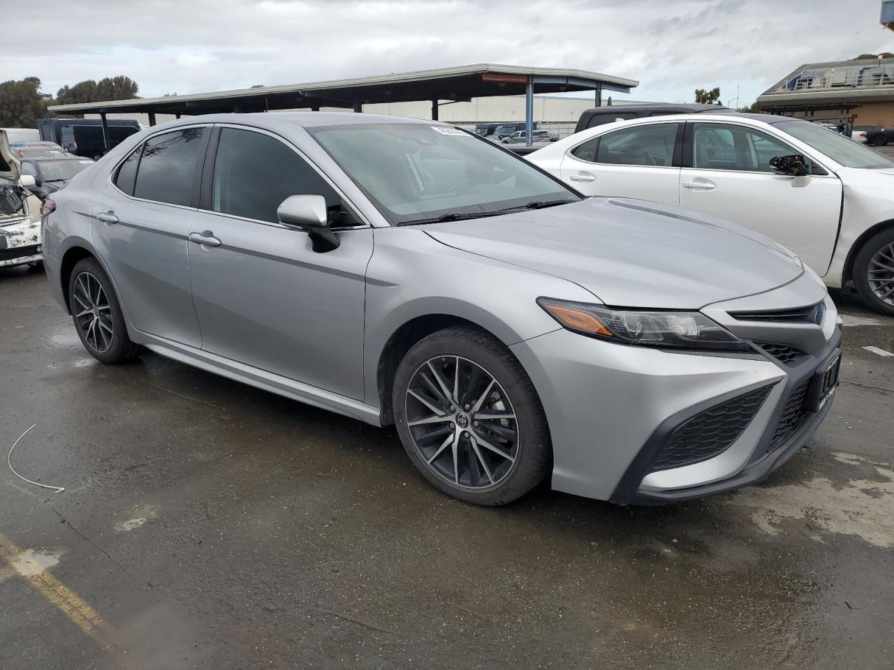 2022 Toyota Camry VIN 4T1G31AK4NU570168 Copart auction photo, rear end / side damage thumbnail 4