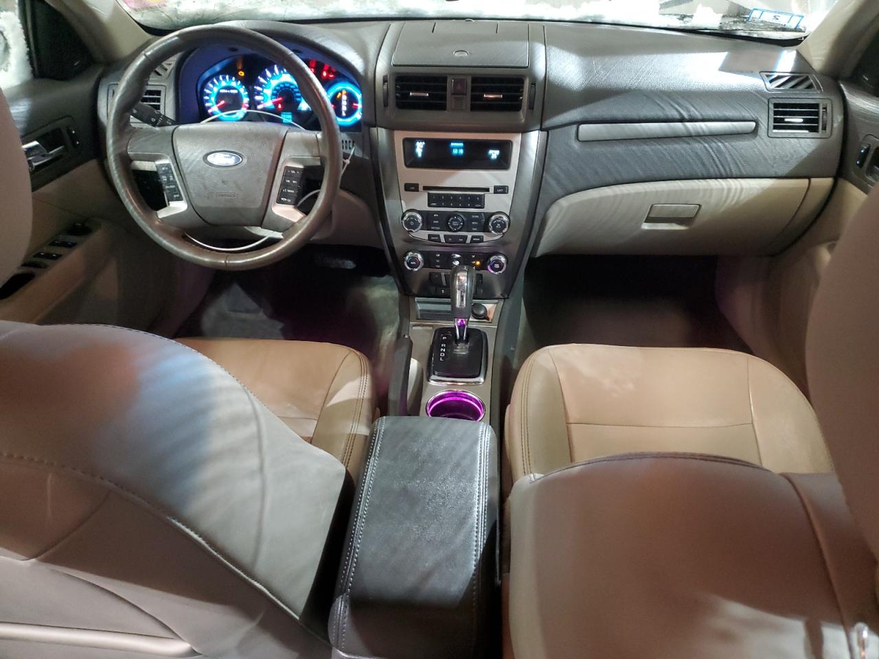 2010 Ford Fusion VIN 3FAHP0JA7AR426071 Copart auction photo, front end / minor dent/scratches damage thumbnail 8