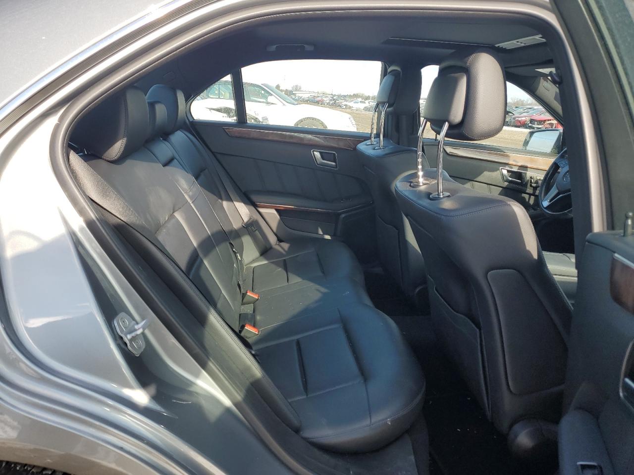 2013 Mercedes-Benz E-klasse VIN WDDHF8JB0DA673344 Copart auction photo, front end damage thumbnail 10