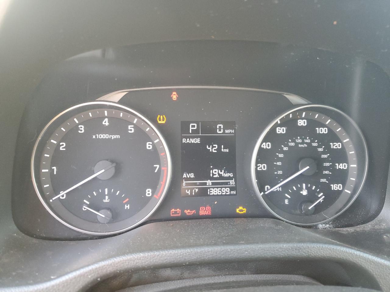 2017 Hyundai Elantra VIN 5NPD84LF2HH107535 Copart auction photo, front end / minor dent/scratches damage thumbnail 9