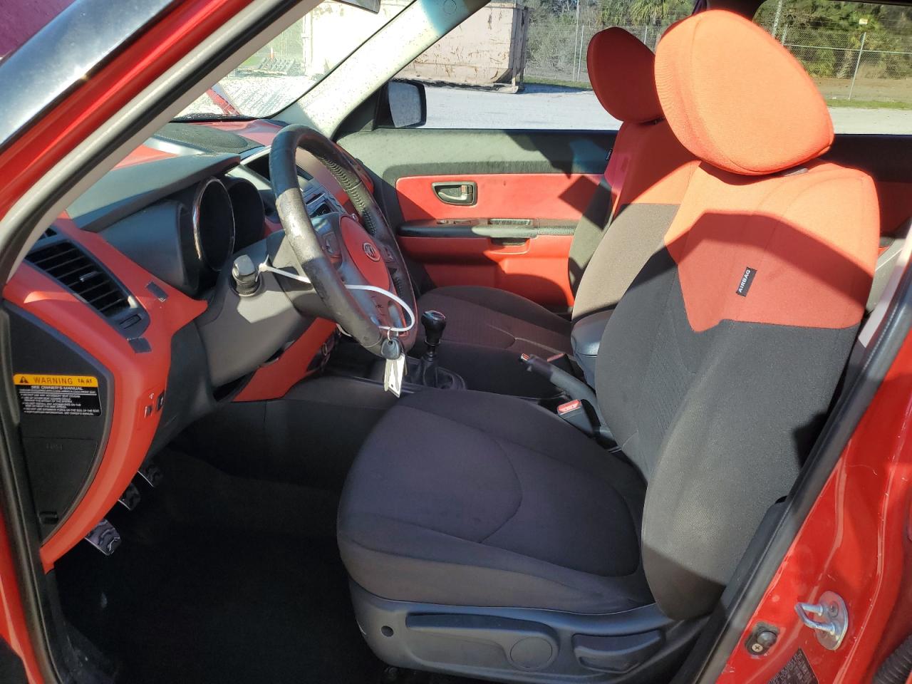 2010 KIA Soul VIN KNDJT2A27A7098573 Copart auction photo, rear end / side damage thumbnail 7