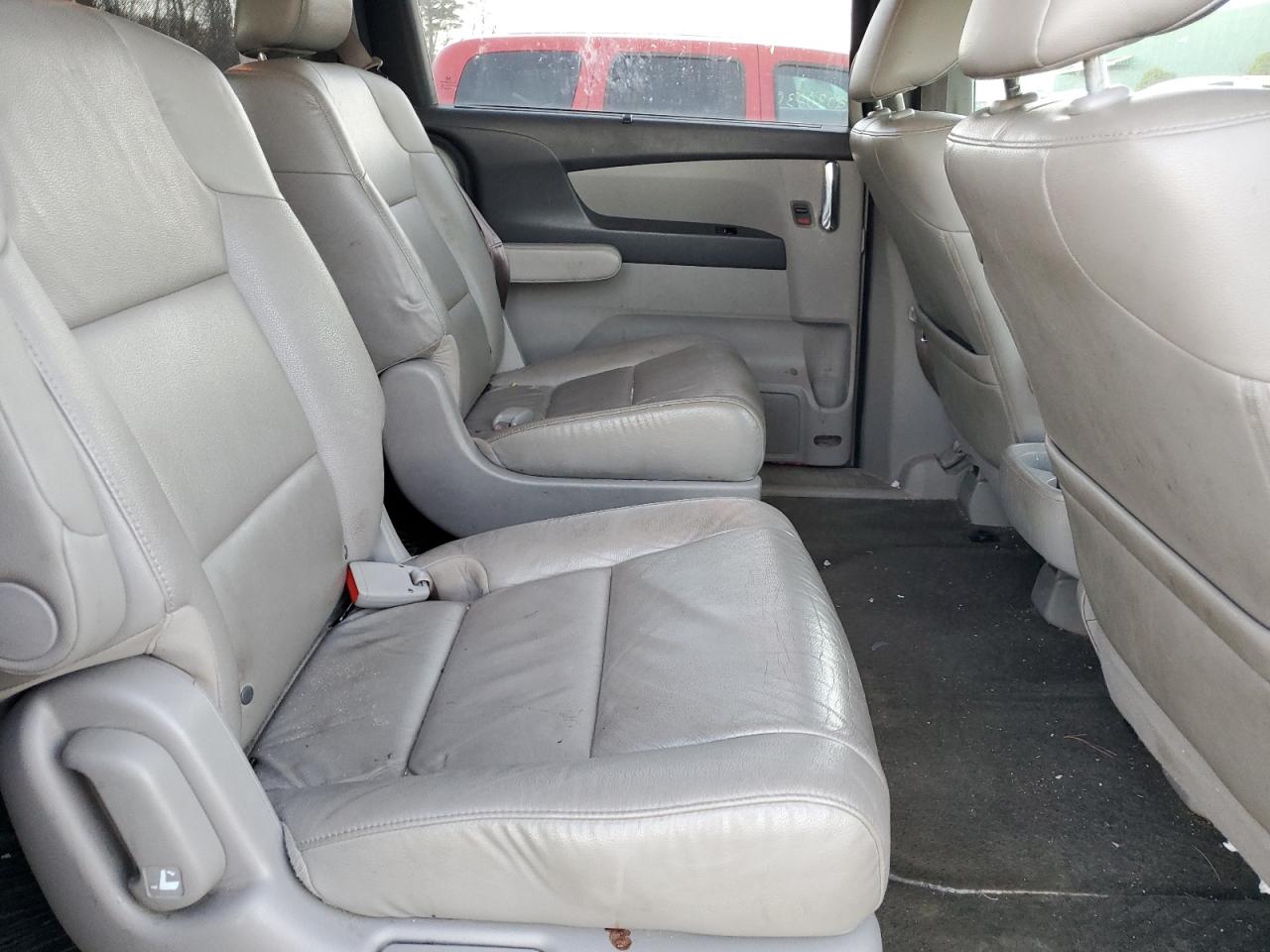 2014 Honda Odyssey VIN 5FNRL5H90EB014925 Copart auction photo, front end / minor dent/scratches damage thumbnail 11