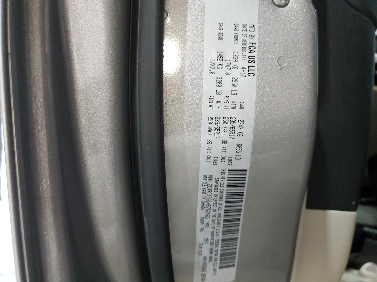 2017 Chrysler Pacifica VIN 2C4RC1BG5HR762465 Copart auction photo, front end damage thumbnail 13