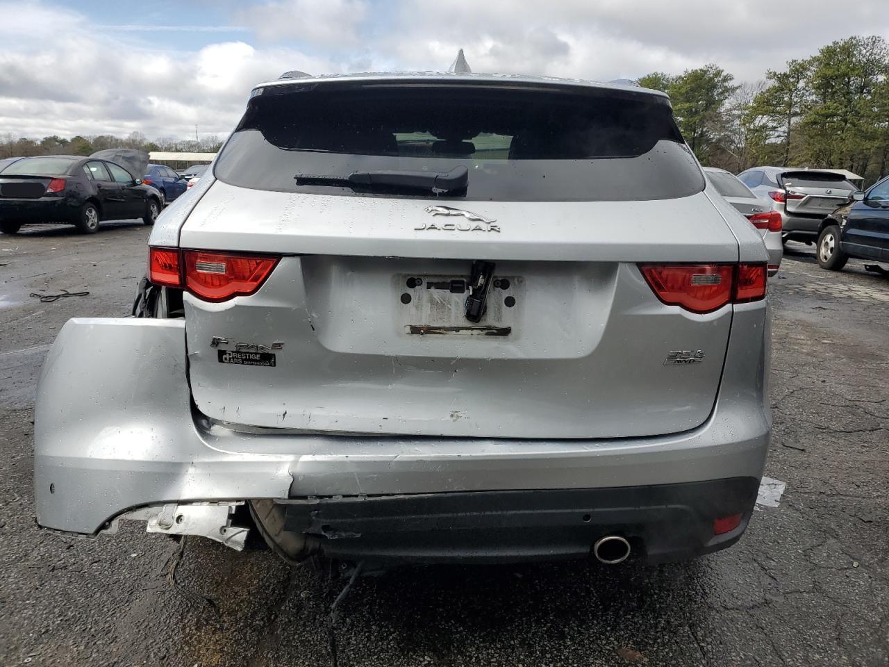 2017 Jaguar F-Pace VIN SADCL2BV1HA060887 Copart auction photo, rear end damage thumbnail 6