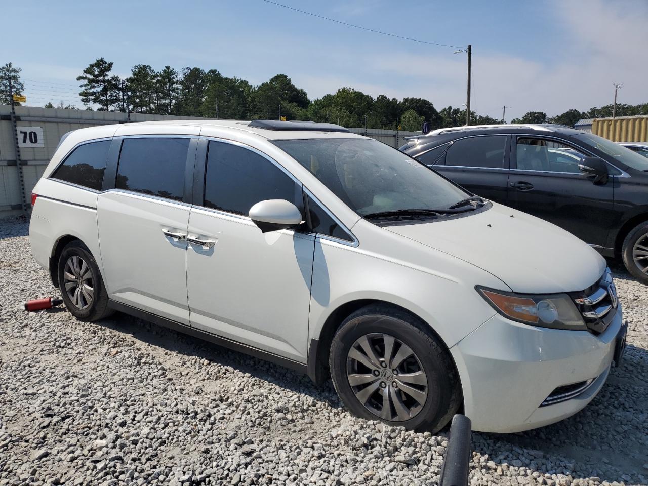 2014 Honda Odyssey VIN 5FNRL5H66EB105686 Copart auction photo, all over damage thumbnail 4