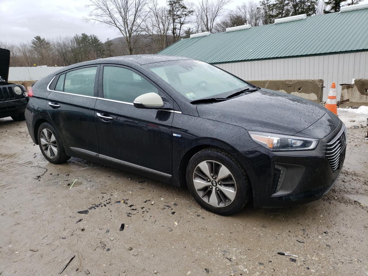 2019 Hyundai IONIQ VIN KMHC75LD4KU161835 Copart auction photo, front end damage thumbnail 4
